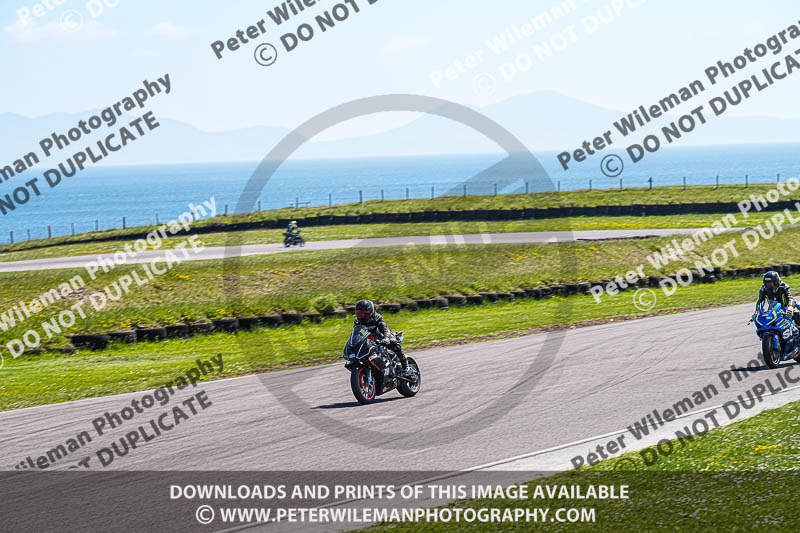 anglesey no limits trackday;anglesey photographs;anglesey trackday photographs;enduro digital images;event digital images;eventdigitalimages;no limits trackdays;peter wileman photography;racing digital images;trac mon;trackday digital images;trackday photos;ty croes